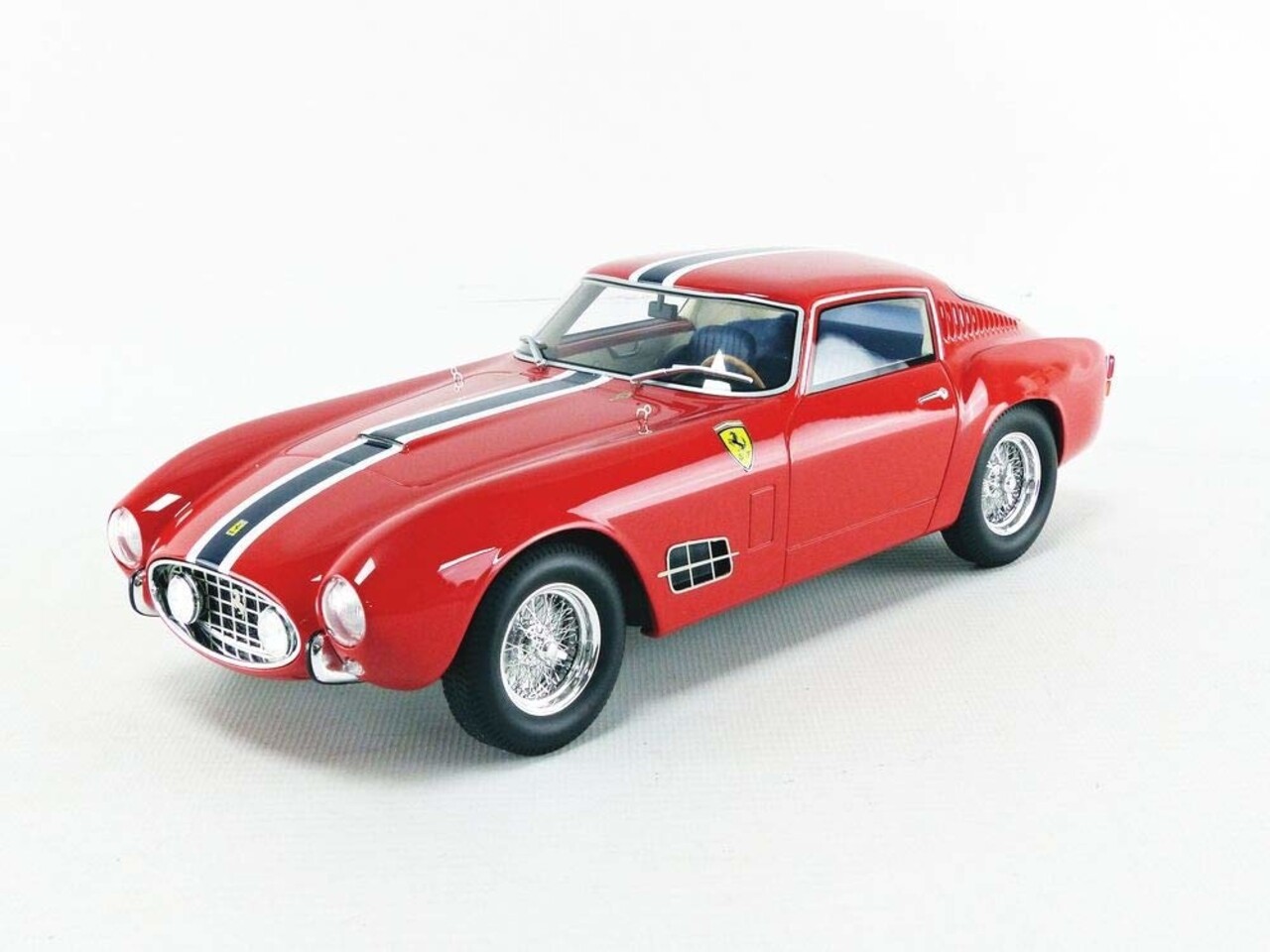 Ferrari Ferrari 250 GT LWB 1957 - 1:18 - CMR Classic Model Replicars