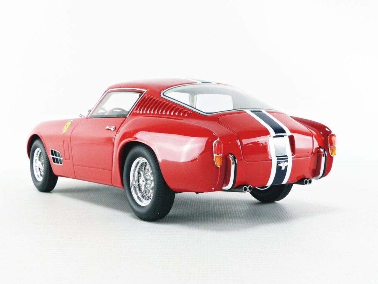 Ferrari Ferrari 250 GT LWB 1957 - 1:18 - CMR Classic Model Replicars