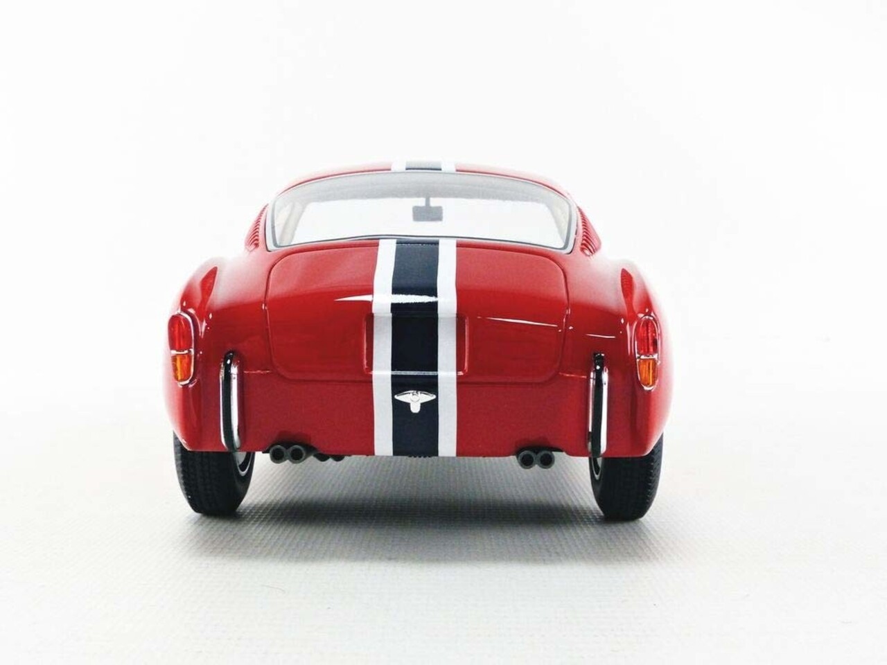 Ferrari Ferrari 250 GT LWB 1957 - 1:18 - CMR Classic Model Replicars