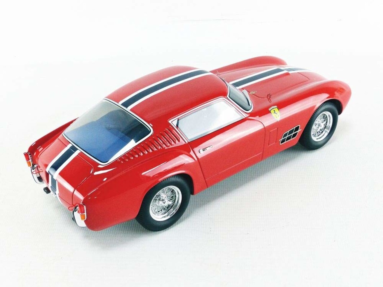 Ferrari Ferrari 250 GT LWB 1957 - 1:18 - CMR Classic Model Replicars