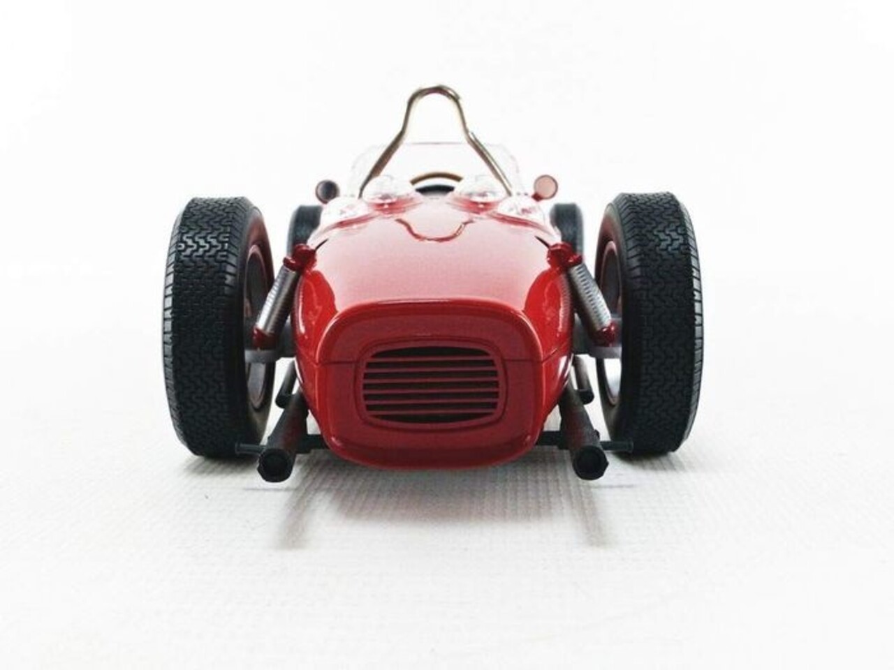 Formule 1 Ferrari Dino 156 Sharknose #3 1961 - 1:18 - CMR Classic Model Replicars