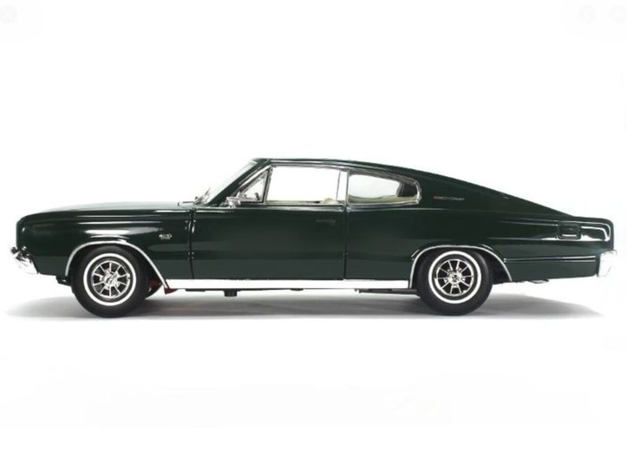 Dodge Dodge Charger 1966 - 1:18 - Road Signature Dodge Dodge Charger 1966 - 1:18 - Road Signature