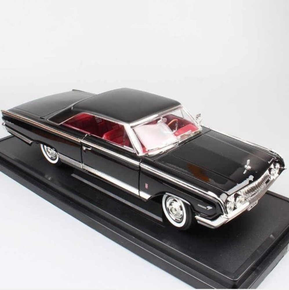 Mercury Mercury Marauder 1964 - 1:18 - Road Signature