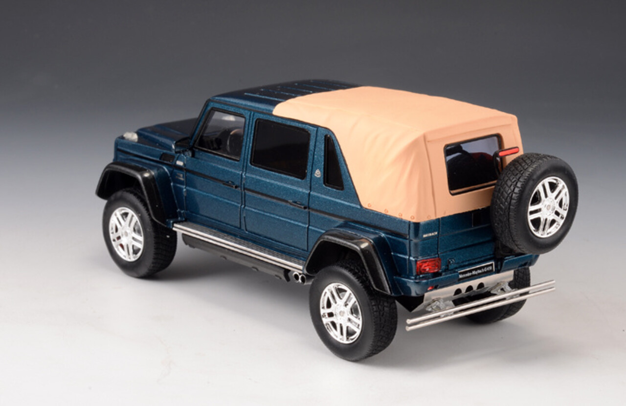 Mercedes-Benz Mercedes-Maybach G650 Landaulet Closed 2017 - 1:43 - GLM (Great Lighting Models)