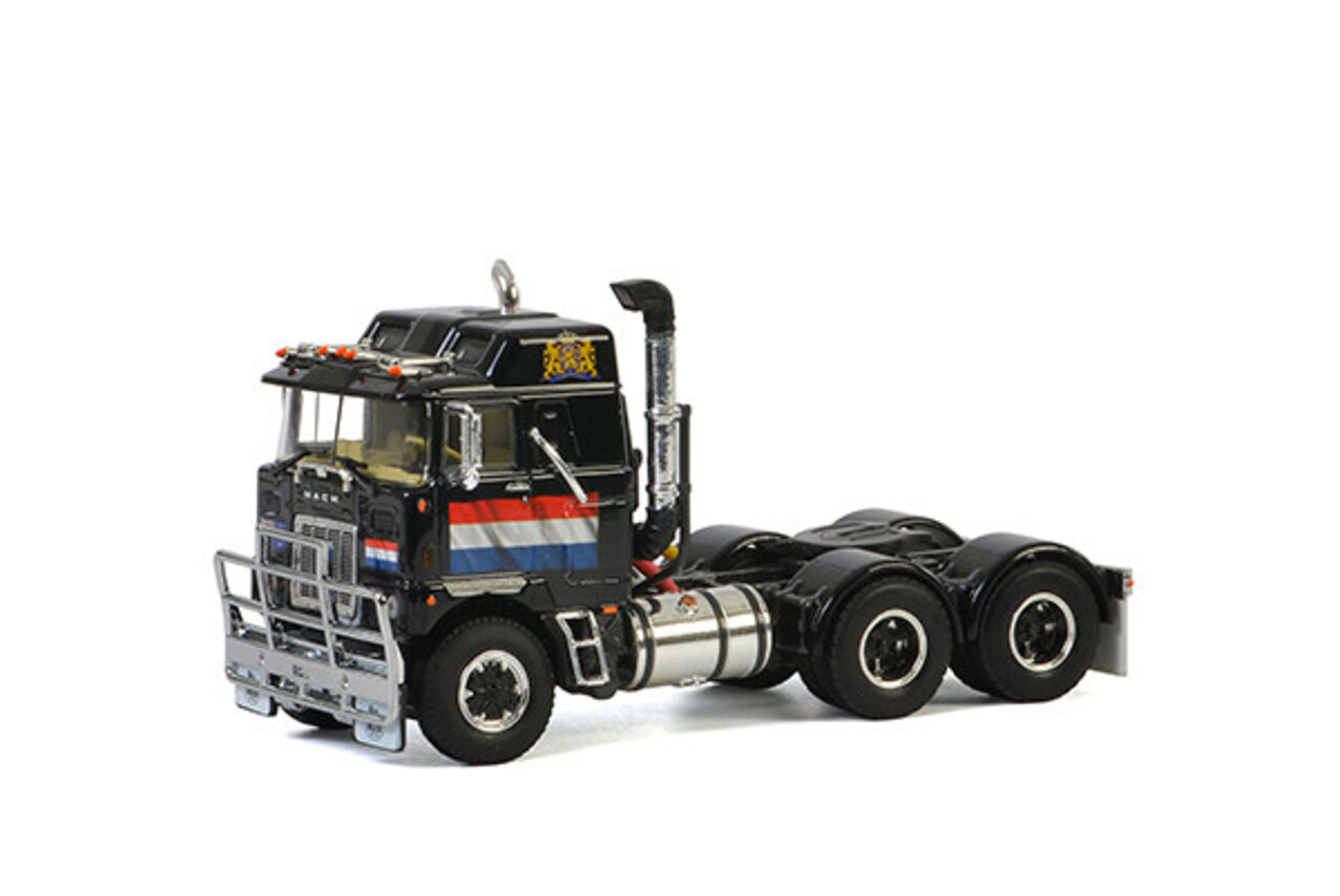 Mack Mack F700 Tractor 6x4 Left Hand Drive - 1:50 - WSI Models Mack Mack F700 Tractor 6x4 Left Hand Drive - 1:50 - WSI Models