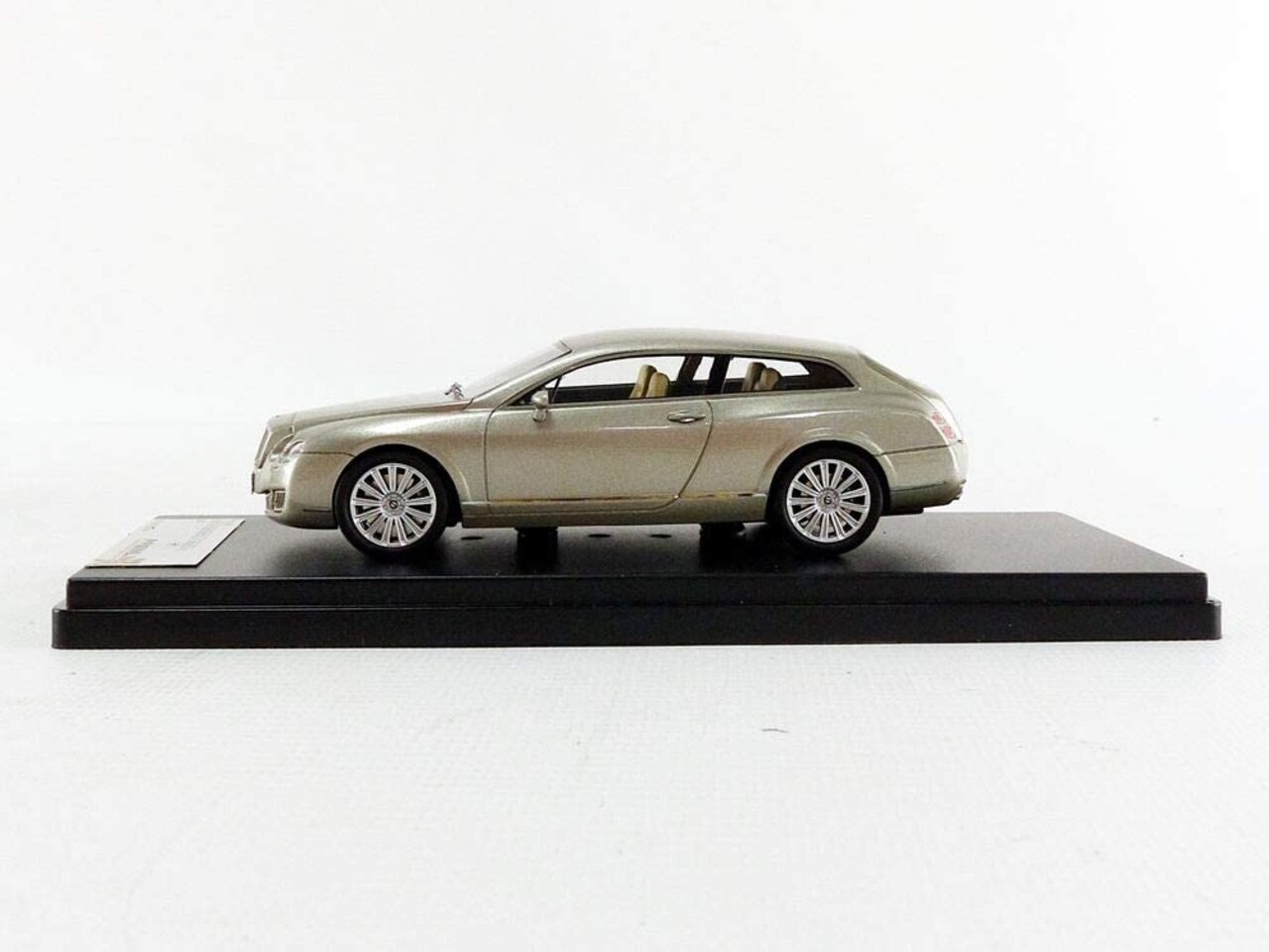 Bentley Bentley Continental Flying Star 2010 - 1:43 - PremiumX - Models