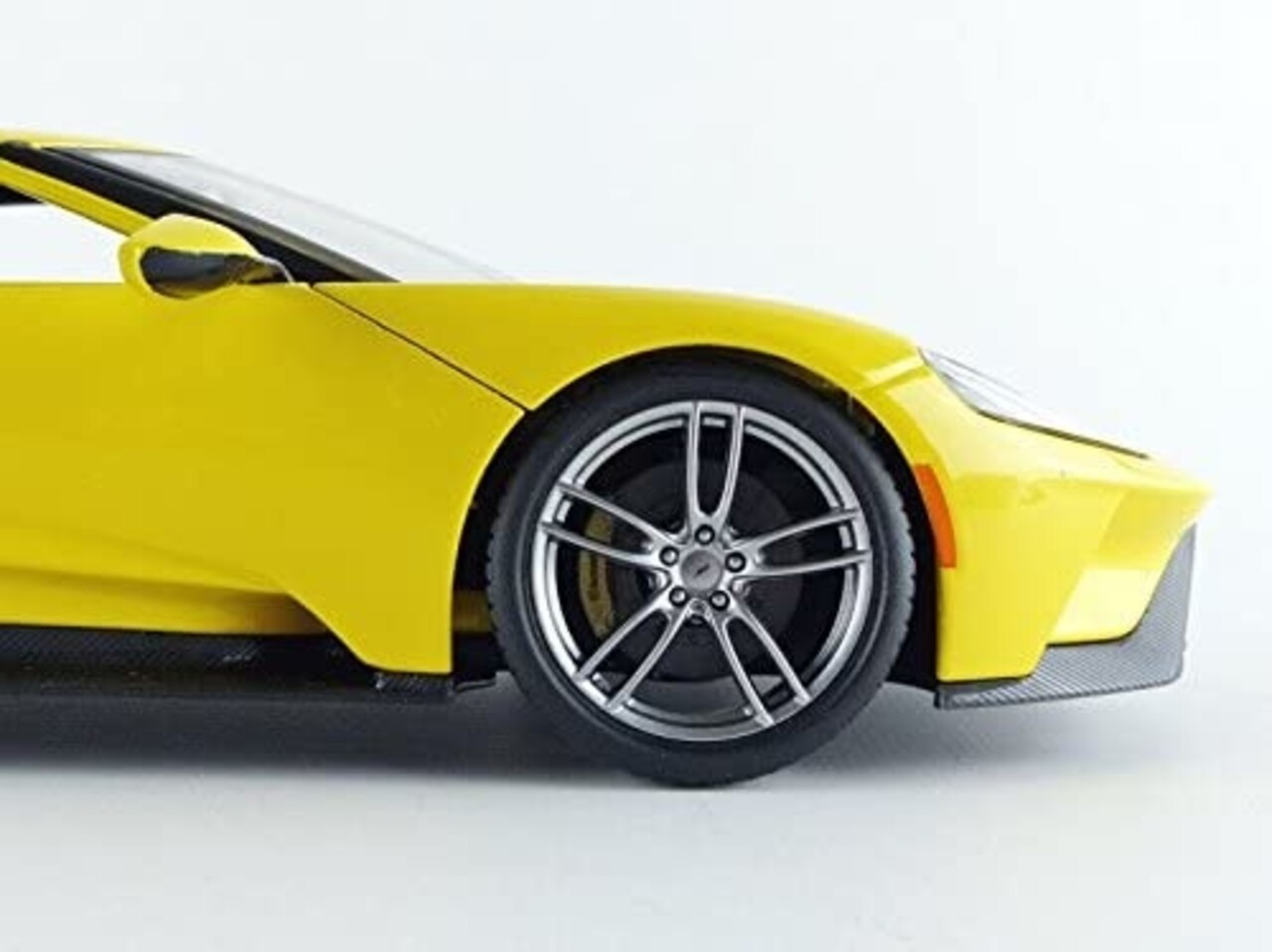 Ford Ford GT 2017 - 1:18 - Maisto