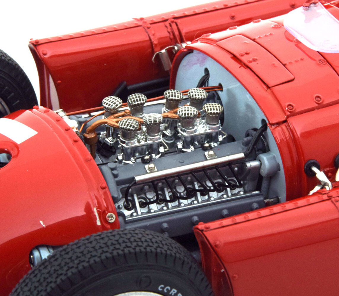 Formule 1 Lancia D50 #10 2nd GP de Pau (France) 1955 - 1:18 - CMC Formule 1 Lancia D50 #10 2nd GP de Pau (France) 1955 - 1:18 - CMC