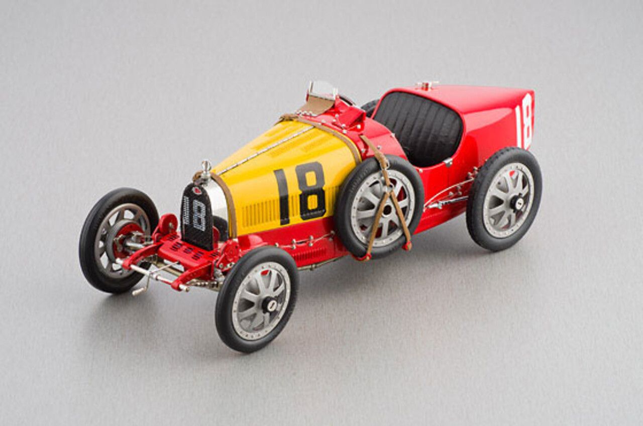 Formule 1 Bugatti Type 35 #18 National Colour Project Spain 1924 - 1:18 - CMC Formule 1 Bugatti Type 35 #18 National Colour Project Spain 1924 - 1:18 - CMC