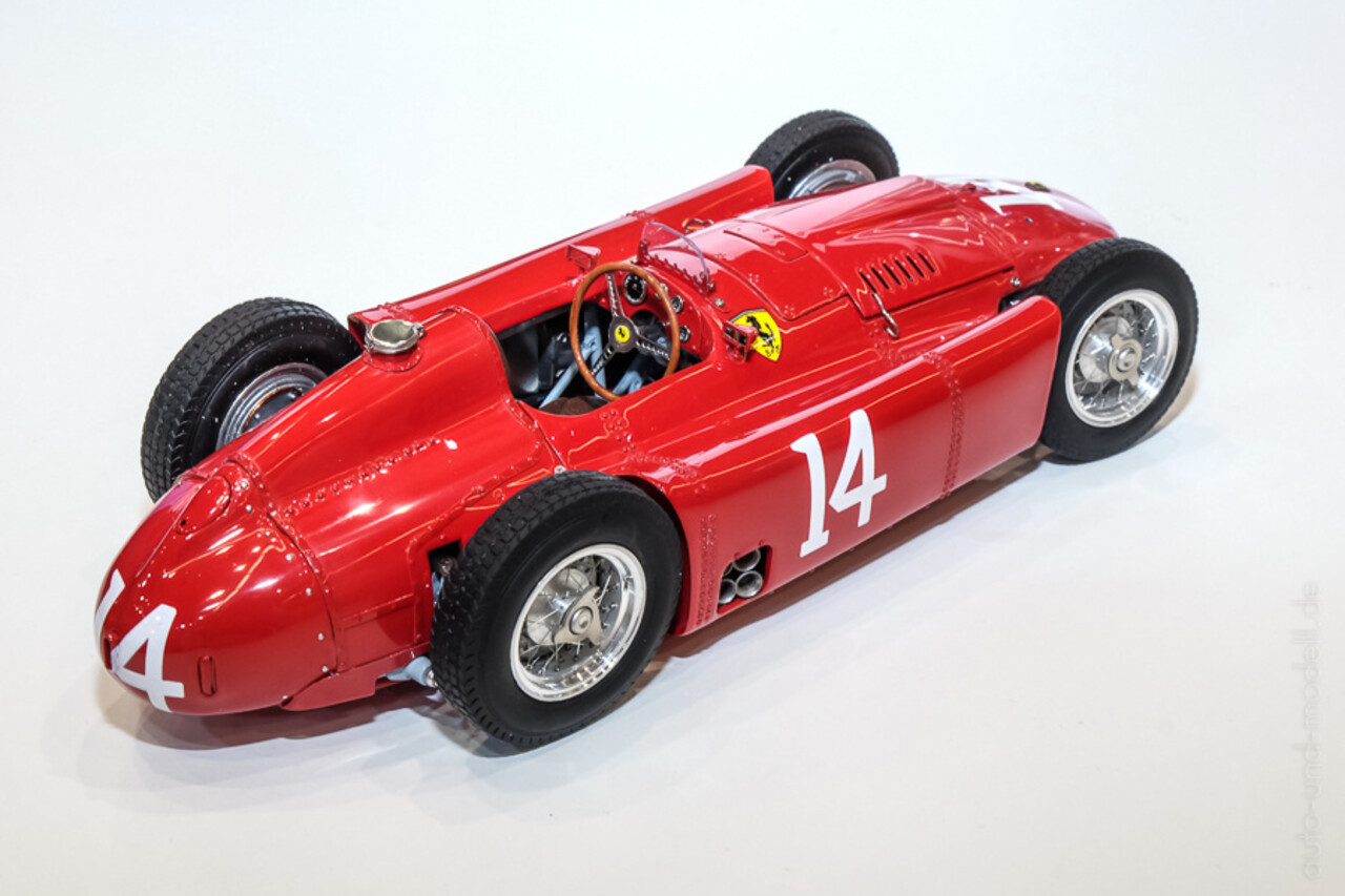 Formule 1 Ferrari D50 Short Nose #14 GP France 1956 - 1:18 - CMC Formule 1 Ferrari D50 Short Nose #14 GP France 1956 - 1:18 - CMC