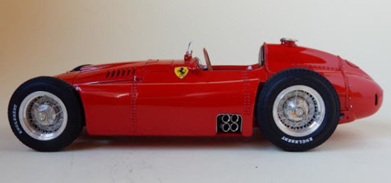 Formule 1 Ferrari D50 #0 Press 1956 (Integrated Tanks) - 1:18 - CMC