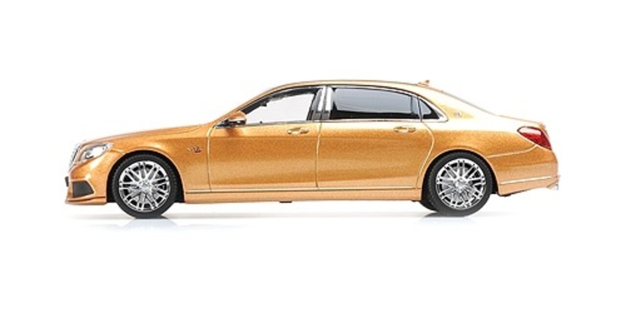 Maybach Maybach Brabus 900 Auf Basis Mercedes-Benz Maybach S 600 2016 - 1:43 - Minichamps