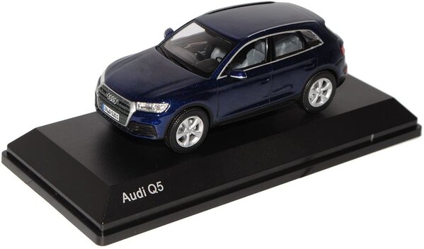 Audi Audi Q5 - 1:43 - iScale Audi Audi Q5 - 1:43 - iScale