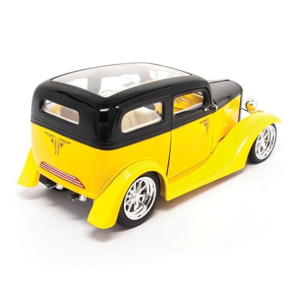 Ford Ford Model A Sedan 1931 - 1:18 - Road Signature