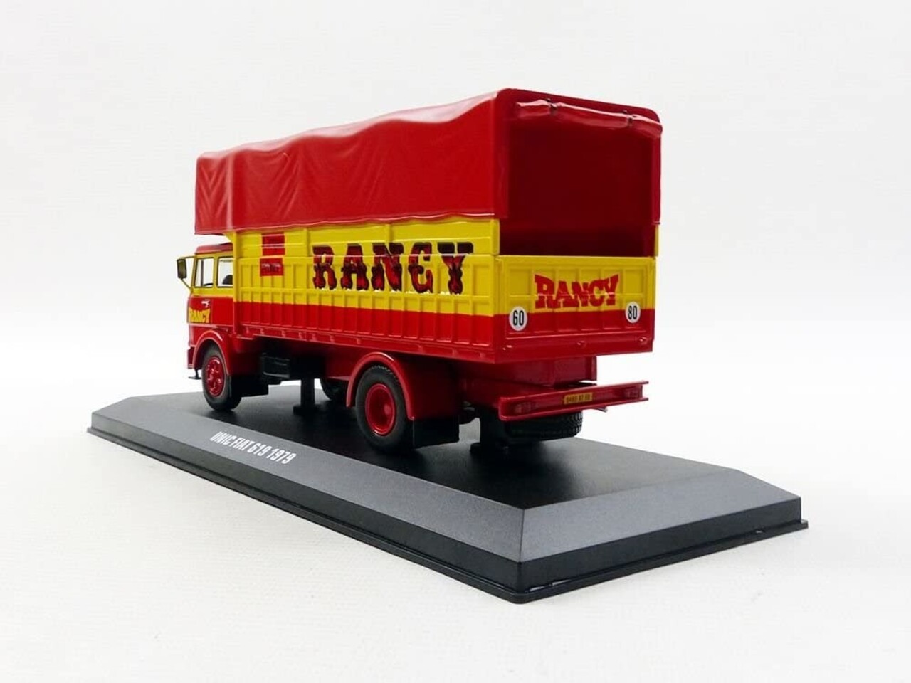 Unic Unic Fiat 619 'Cirque Rancy' 1979 - 1:43 - IXO Models