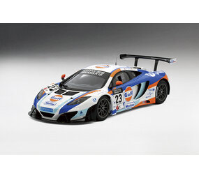 McLaren McLaren MP4-12C #23 Team Gulf United Autosport 2nd Macau GT Cup 2013 - 1:18 - TrueScale Miniatures McLaren McLaren MP4-12C #23 Team Gulf United Autosport 2nd Macau GT Cup 2013 - 1:18 - TrueScale Miniatures