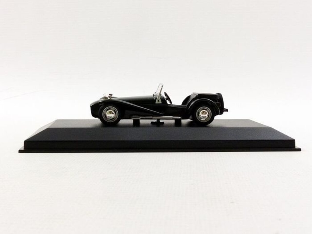 Lotus Lotus Super Seven 1968 - 1:43 - MaXichamps Lotus Lotus Super Seven 1968 - 1:43 - MaXichamps