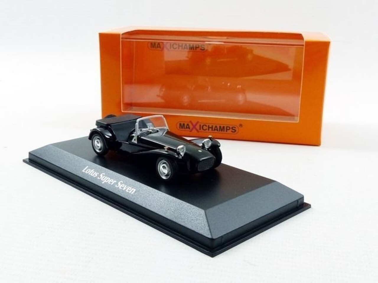 Lotus Lotus Super Seven 1968 - 1:43 - MaXichamps Lotus Lotus Super Seven 1968 - 1:43 - MaXichamps
