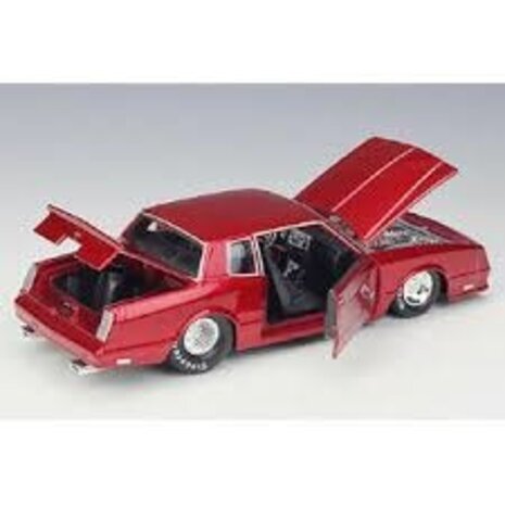 Chevrolet Chevrolet Monte Carlo SS 1986 - 1:24 - Maisto Chevrolet Chevrolet Monte Carlo SS 1986 - 1:24 - Maisto