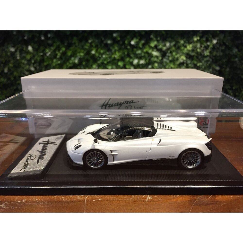 Pagani Pagani Huayra Roadster 2018 - 1:43 - LCD Model
