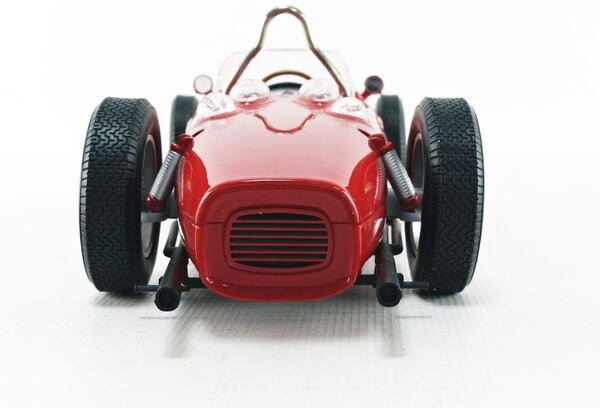 Formule 1 Ferrari Dino 156 Sharknose (Plain Body Edition) 1961 - 1:18 - CMR Classic Model Replicars
