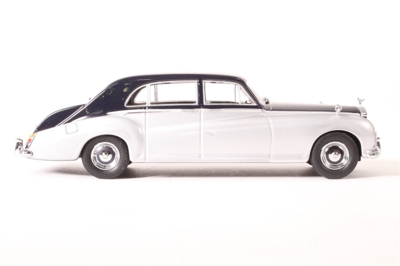 Rolls-Royce Rolls-Royce Phantom V James Young - 1:43 - Oxford Rolls-Royce Rolls-Royce Phantom V James Young - 1:43 - Oxford