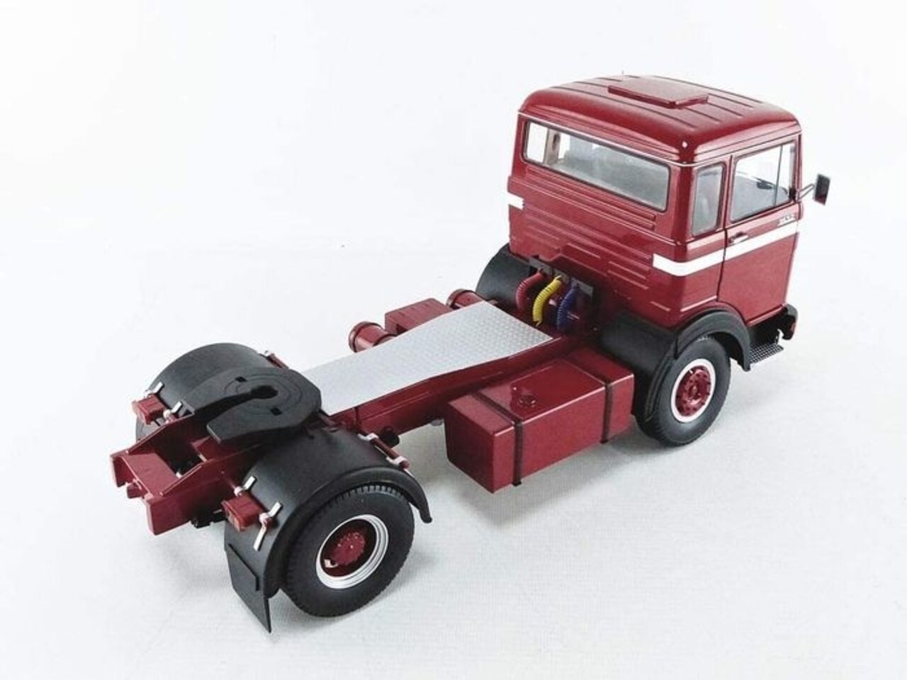 Mercedes-Benz Mercedes-Benz LPS 1632 1969 - 1:18 - Road Kings Mercedes-Benz Mercedes-Benz LPS 1632 1969 - 1:18 - Road Kings