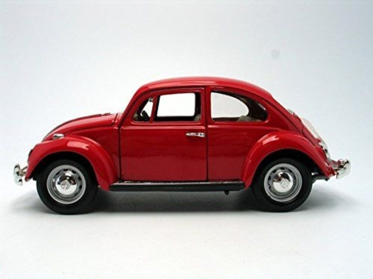 Volkswagen Volkswagen Beetle 1967 - 1:18 - Road Signature Volkswagen Volkswagen Beetle 1967 - 1:18 - Road Signature