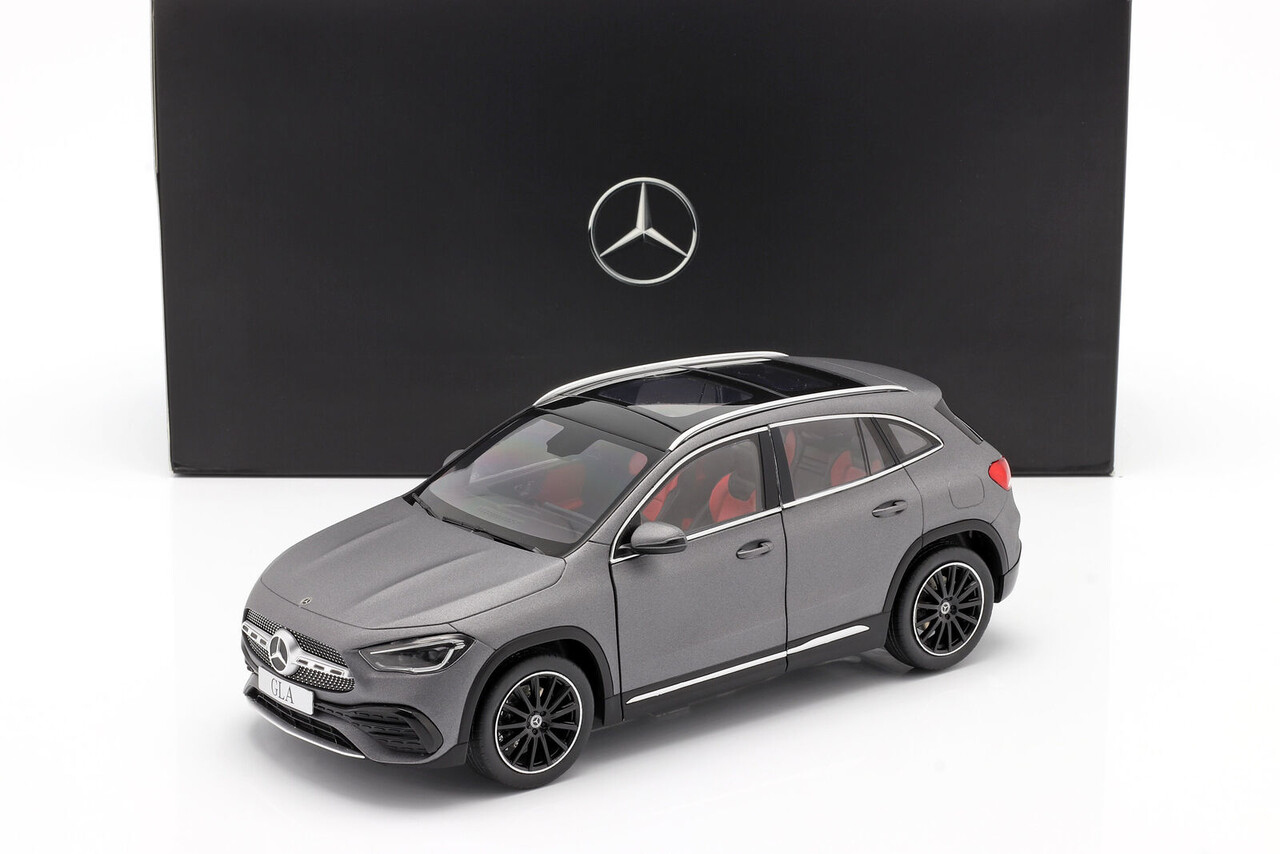 Mercedes-Benz Mercedes-Benz GLA - 1:18 - Z Models Mercedes-Benz Mercedes-Benz GLA - 1:18 - Z Models