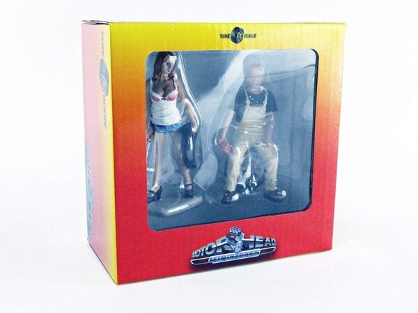 Tire Brigade Set #4 Meg & Derek - 1:18 - Motorhead Miniatures