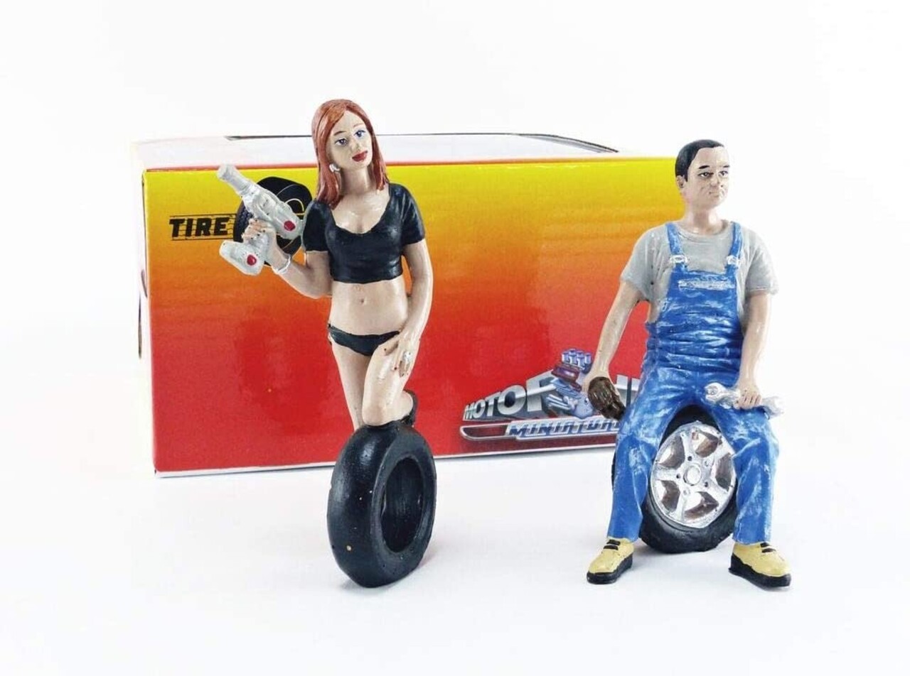 Tire Brigade Set #2 Derek & Michele - 1:18 - Motorhead Miniatures