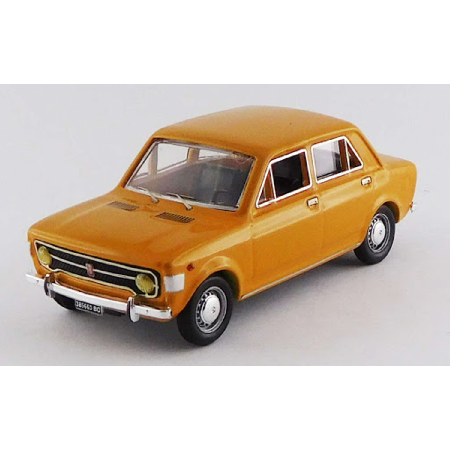 405-448 NEO 1/43 フィアット 128 CL 1982 Fiat 128, 1:43 NEO - Model