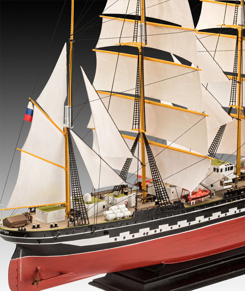 Russian Barque Kruzenshtern - 1:200 - Revell