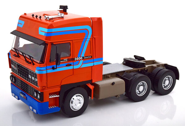 Daf DAF 3600 Space Cab - 1:18 - Road Kings