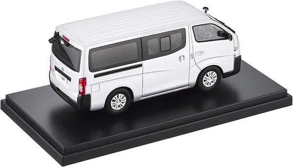 Nissan Nissan NV350 Caravan Van DX 2012 - 1:43 - Ebbro Nissan Nissan NV350 Caravan Van DX 2012 - 1:43 - Ebbro