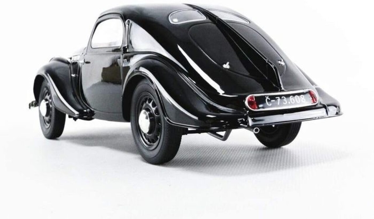 Skoda Skoda Popular Monte Carlo - 1:18 - iScale Skoda Skoda Popular Monte Carlo - 1:18 - iScale