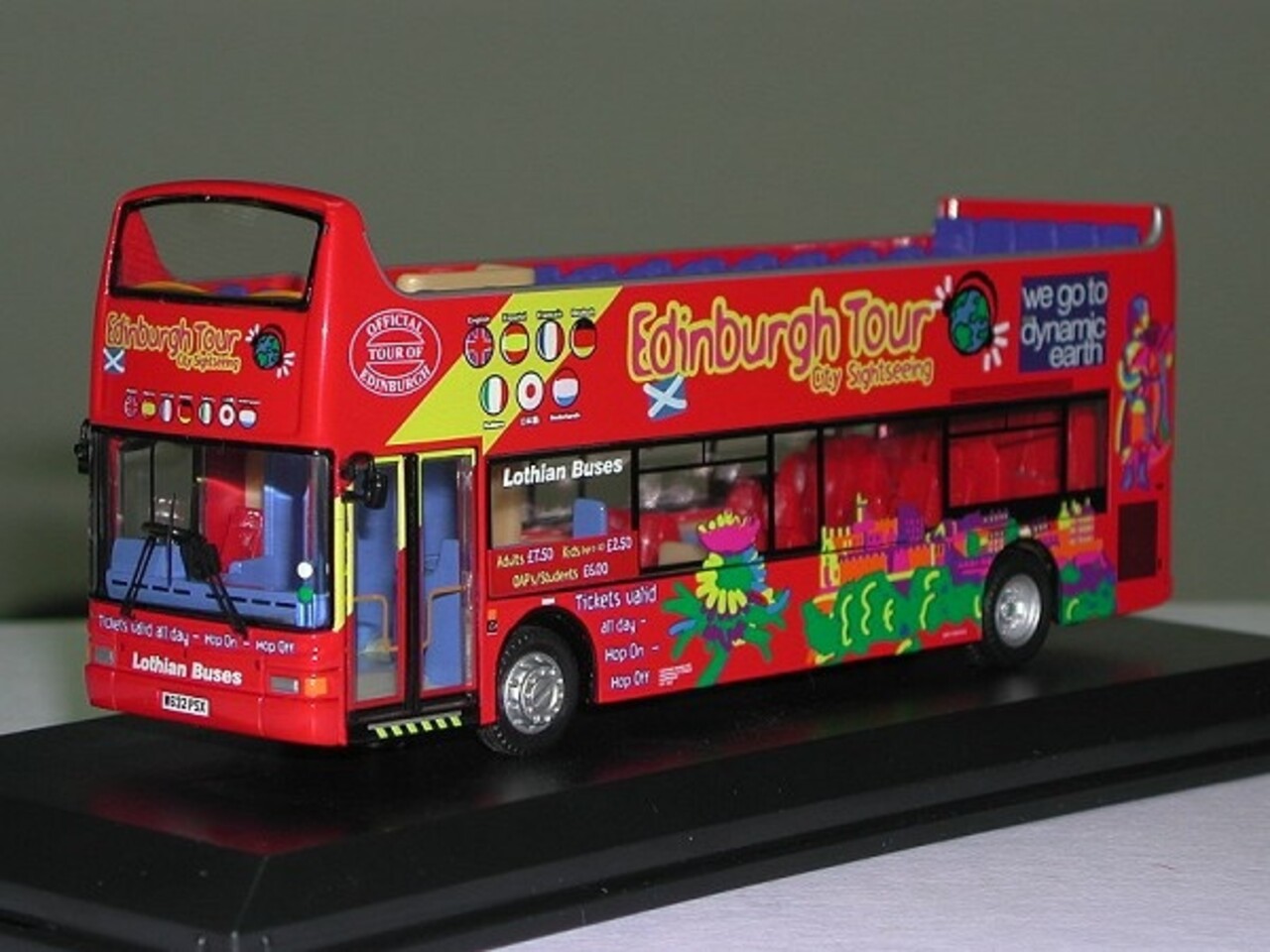 Corgi Edinburg Tour Open-top Bus Plaxton President Bodied Dennis Trident - 1:76 - Corgi Corgi Edinburg Tour Open-top Bus Plaxton President Bodied Dennis Trident - 1:76 - Corgi