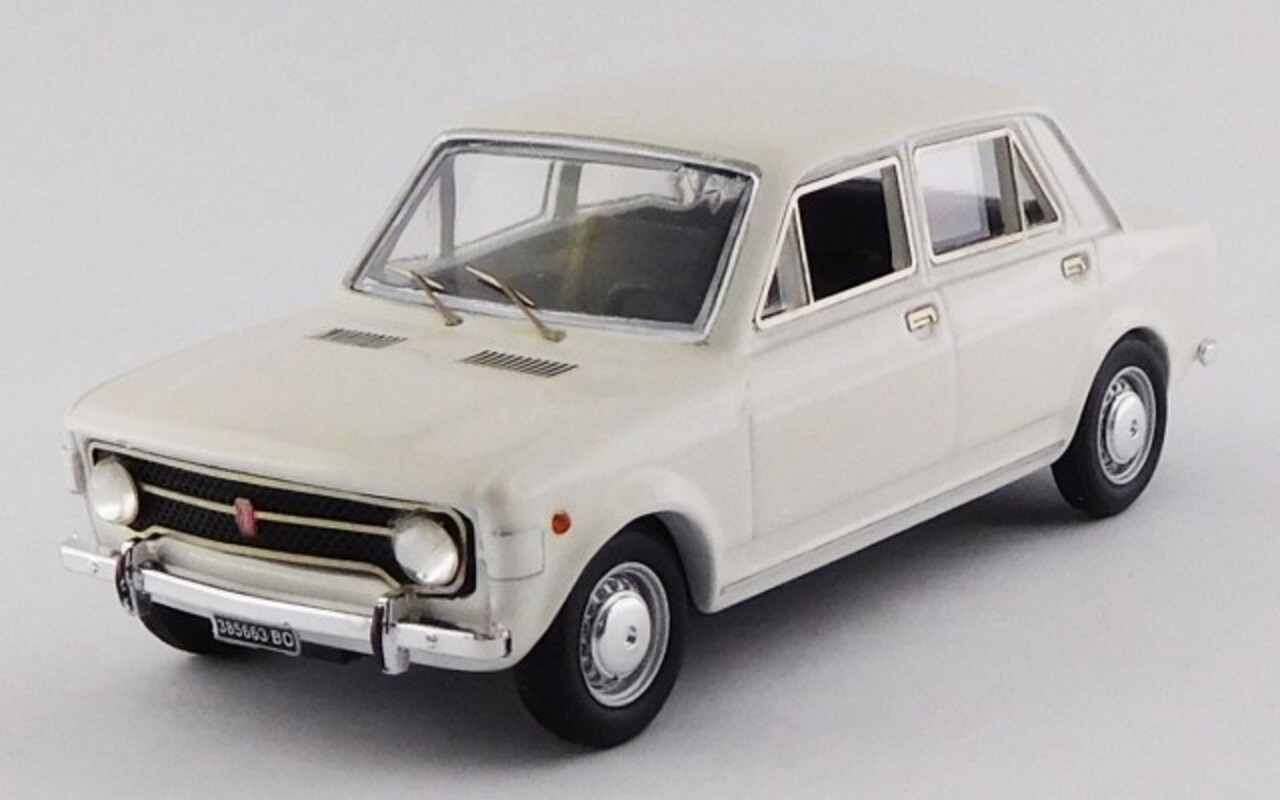 Fiat Fiat 128 4-Door 1969 - 1:43 - Rio Fiat Fiat 128 4-Door 1969 - 1:43 - Rio