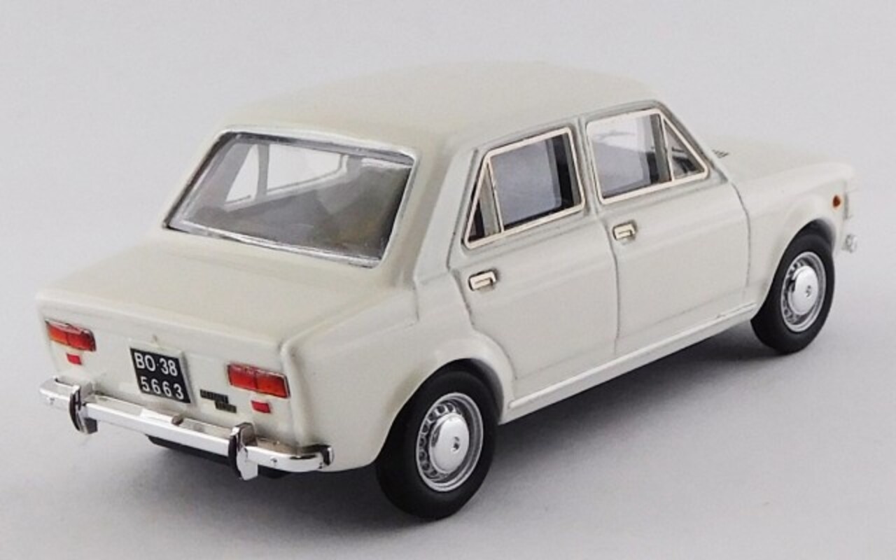 Fiat Fiat 128 4-Door 1969 - 1:43 - Rio Fiat Fiat 128 4-Door 1969 - 1:43 - Rio
