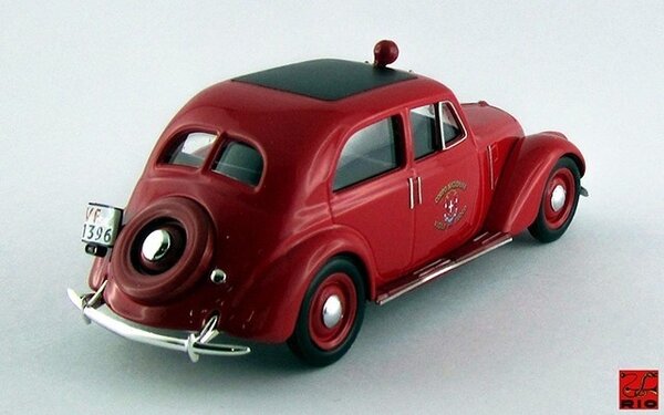 Fiat Fiat 1500 6C Fire Department 1948 - 1:43 - Rio Fiat Fiat 1500 6C Fire Department 1948 - 1:43 - Rio