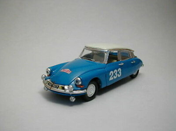 Citroen Citroen DS 19 #233 Rally Monte Carlo 1963 - 1:43 - Rio