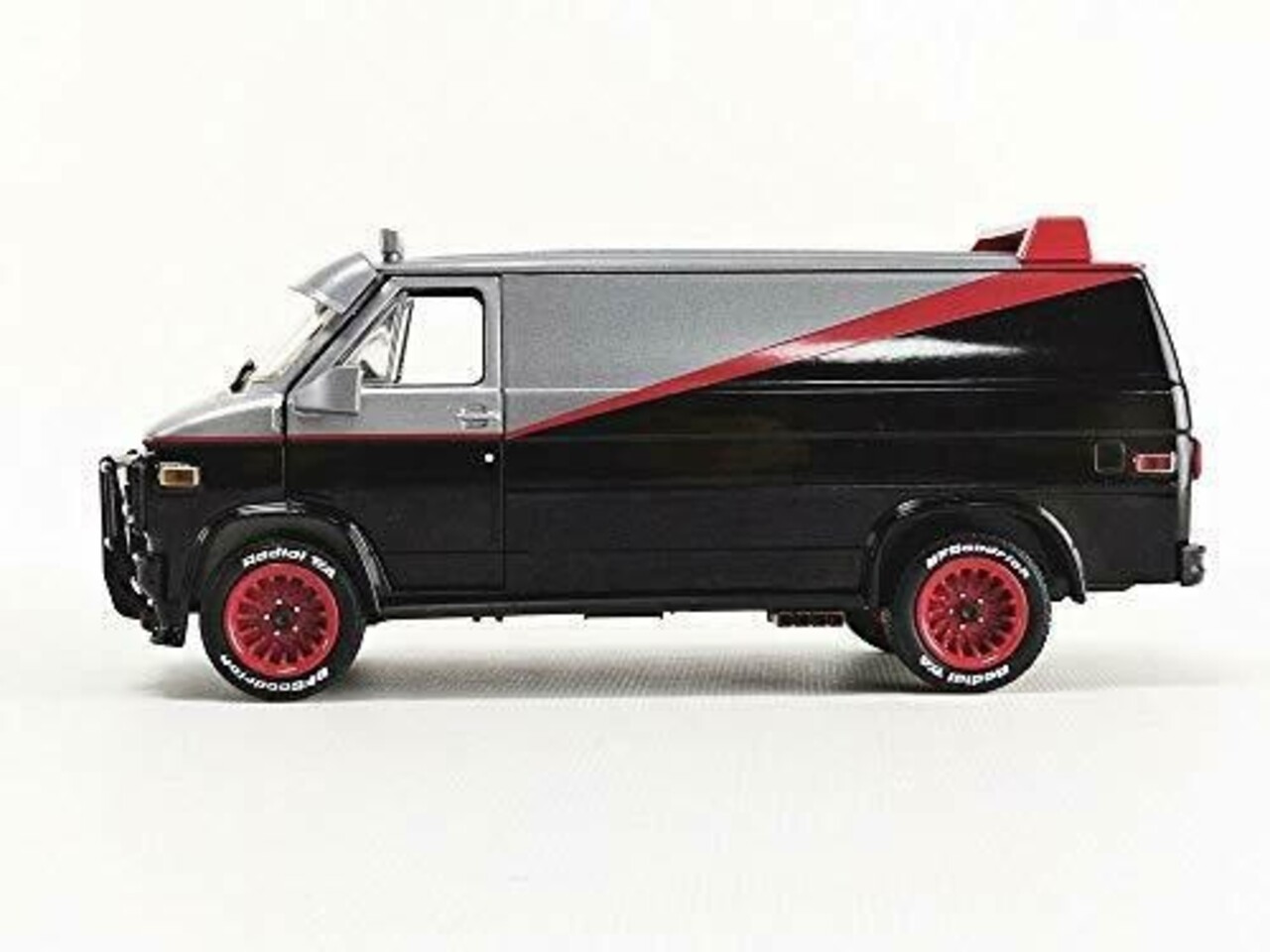 Movie Memorabilia GMC Vandura 'The A-Team' 1983 - 1:24 - Greenlight