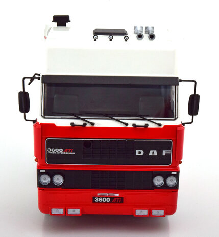 Daf DAF 3600 Space Cab - 1:18 - Road Kings Daf DAF 3600 Space Cab - 1:18 - Road Kings