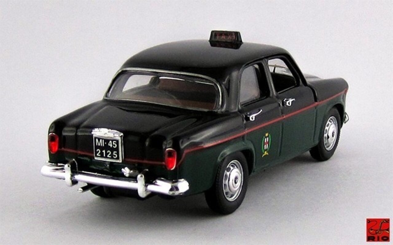 Alfa Romeo Alfa Romeo Giulietta Berlina Taxi City Milan 1959 - 1:43 - Rio Alfa Romeo Alfa Romeo Giulietta Berlina Taxi City Milan 1959 - 1:43 - Rio