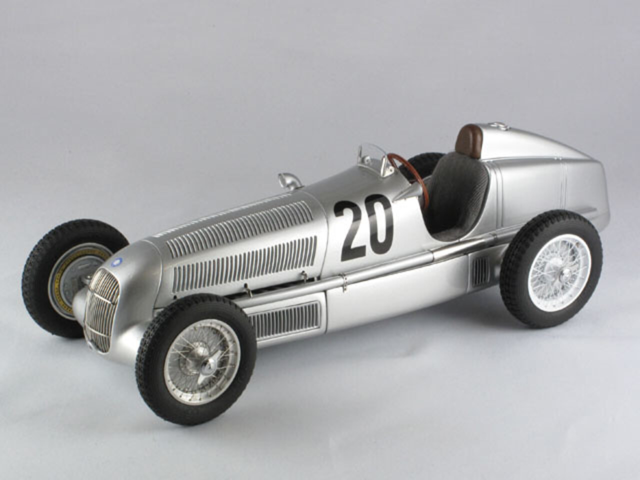 Mercedes-Benz Mercedes-Benz W 25 #20 Eifel Race Nürburgring 1934 - 1:18 - CMC Mercedes-Benz Mercedes-Benz W 25 #20 Eifel Race Nürburgring 1934 - 1:18 - CMC
