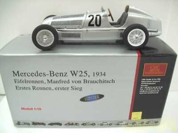 Mercedes-Benz Mercedes-Benz W 25 #20 Eifel Race Nürburgring 1934 - 1:18 - CMC Mercedes-Benz Mercedes-Benz W 25 #20 Eifel Race Nürburgring 1934 - 1:18 - CMC