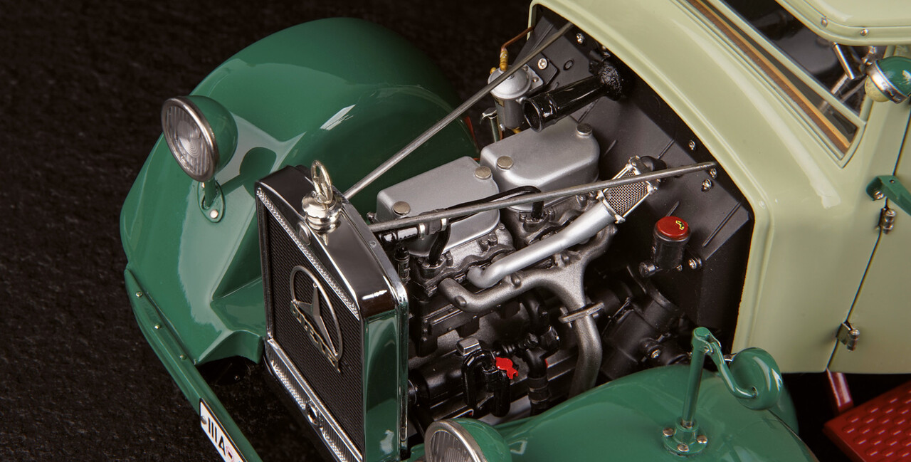 Mercedes-Benz Mercedes-Benz LO 2750 Platform Truck + Cover 1934-1938 - 1:18 - CMC Mercedes-Benz Mercedes-Benz LO 2750 Platform Truck + Cover 1934-1938 - 1:18 - CMC