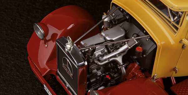 Mercedes-Benz Mercedes-Benz LO 2750 Platform Truck 1934-1938 - 1:18 - CMC