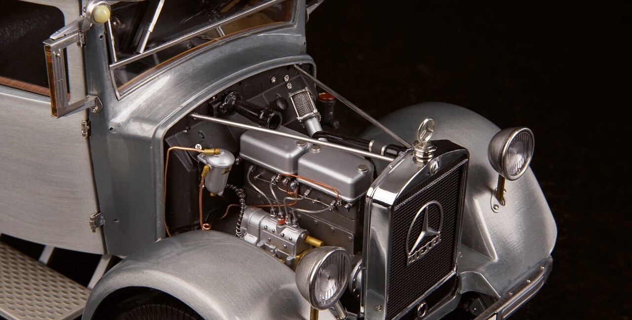 Mercedes-Benz Mercedes-Benz LO 2750 Platform Truck + Wooden Box 1934-1938 - 1:18 - CMC Mercedes-Benz Mercedes-Benz LO 2750 Platform Truck + Wooden Box 1934-1938 - 1:18 - CMC