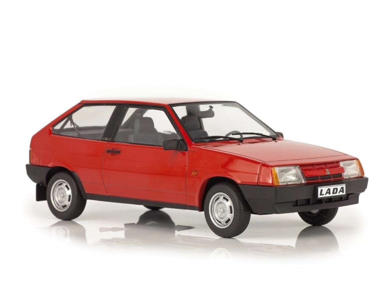 Lada Lada 2108 Samara 1989 - 1:18 - Premium Scale Models